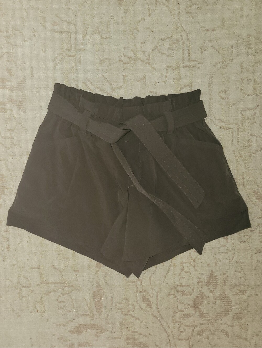 Athleta Olive Shorts  Sz 2 Skyline High Waist Paperbag Tie Short